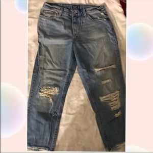Girlfriend jeans